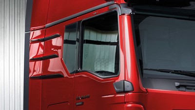 Originalne ukrasne lajsne za bočnu stranu kabine