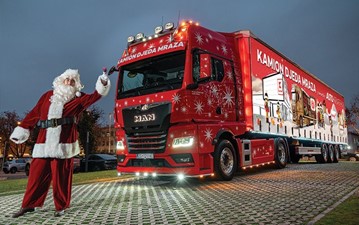 Najveseliji kamion ponovno putuje Hrvatskom - Kamion Djeda Mraza stiže u najveći broj gradova dosad!